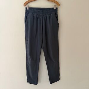 Free Fly Breeze Flats Pants Storm Cloud Gray Pull On Size Medium Travel Outdoor